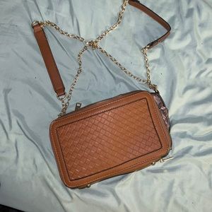 Crossbody purse